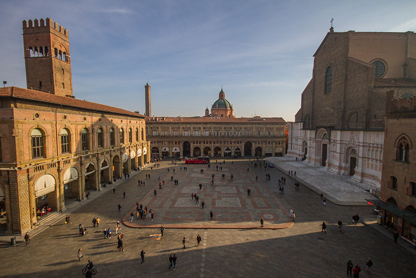 UNESCO Portico Piazza Maggiore